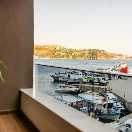 Hotel Rea Boutique Himare