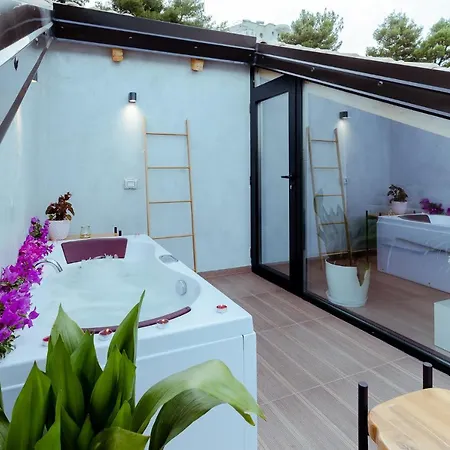 Rea Boutique Hotel