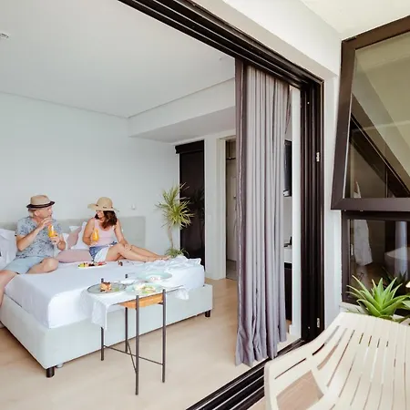 Otel Rea Boutique Himarë