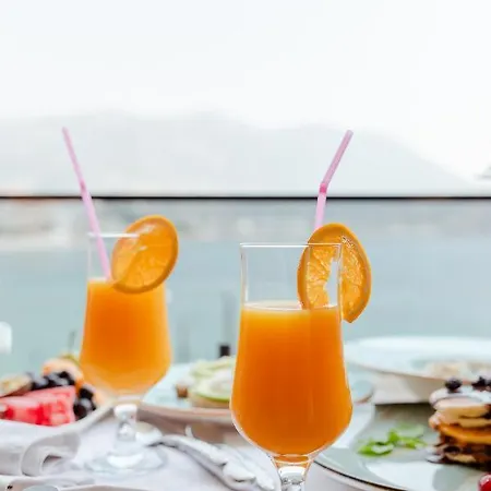 Rea Boutique 5* Himarë