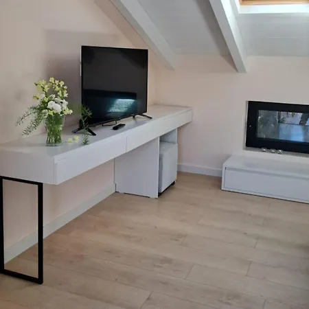 Rea Boutique 5* Himare