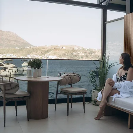 Rea Boutique 5*