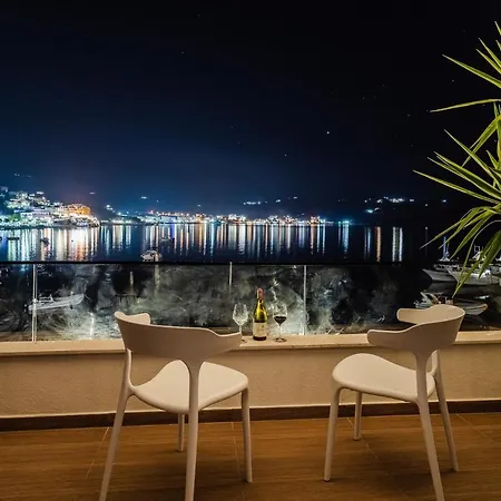 Rea Boutique Hotel Himarë