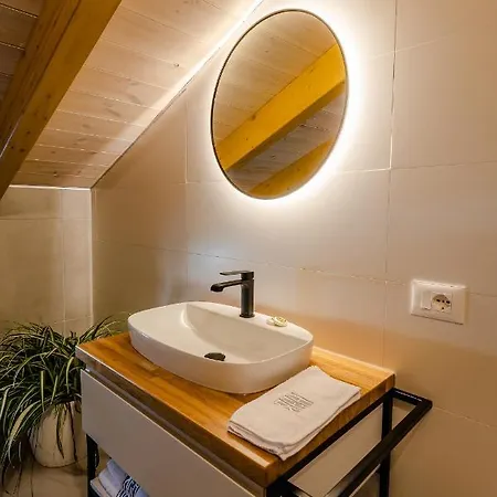 Hotel Rea Boutique Himarë