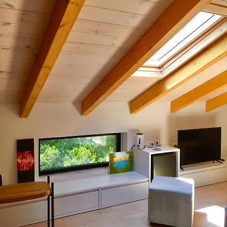 Rea Boutique 5* Himarë