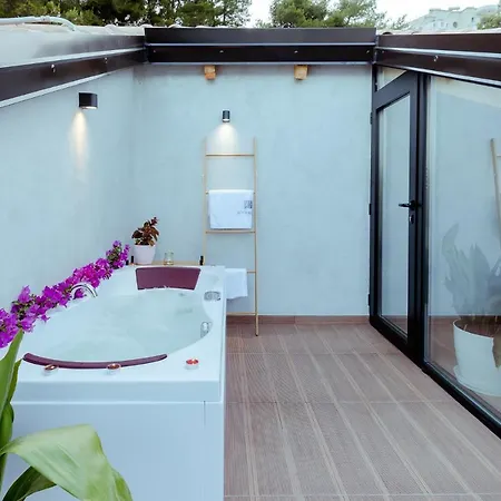 Rea Boutique Hotel Himarë