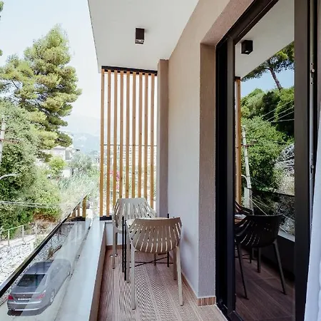 Rea Boutique 5*