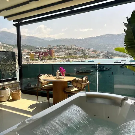 Rea Boutique 5* Himarë