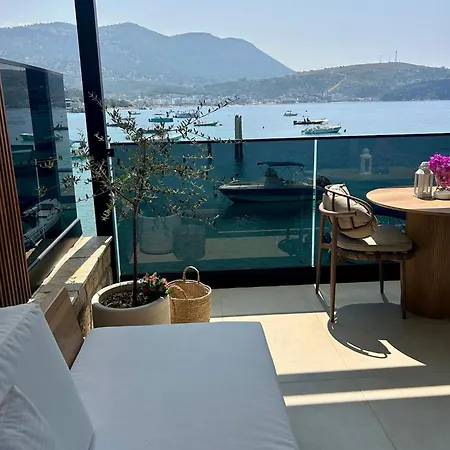 Rea Boutique 5*